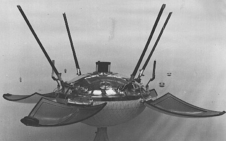 Researchers Search For Luna 9 | PISCES Hawaii
